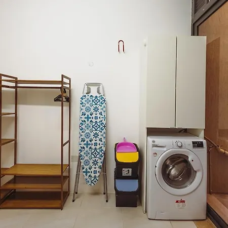 Modern 2br In Walk To Seafront With Patio * סליאמה
